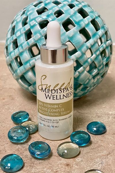 Vitamin C active complex brightening serum.